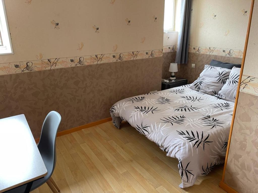 Double Avec Wifi Séjour chez l'habitant Châtellerault